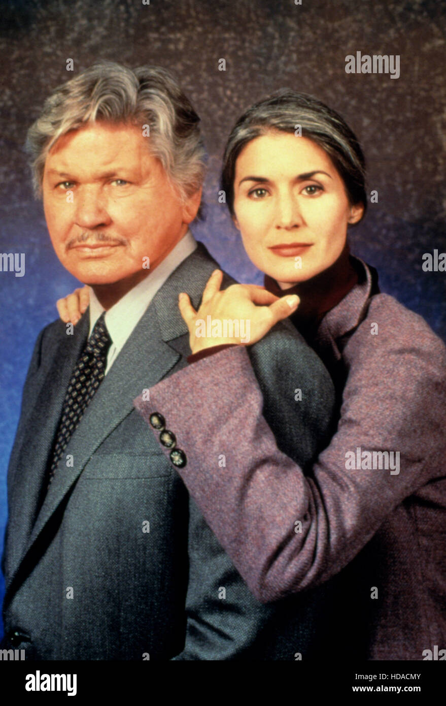 FAMILY OF COPS III, Charles Bronson, Kim Weeks, 1999 Stock Photo Alamy
