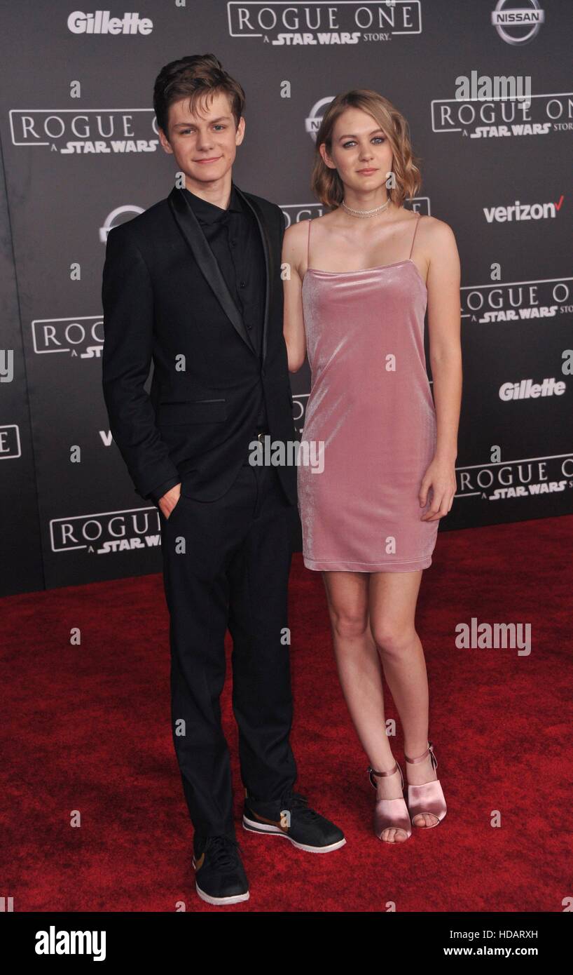 Tom Felton (born 1987) Tom Felton (born 1987)
