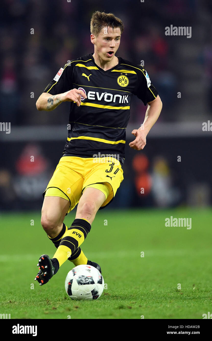 erik durm borussia dortmund