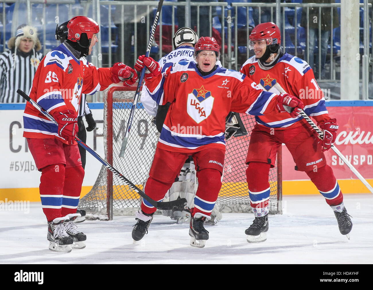 Moscow, Russia. 11th Dec, 11. Alexander Mogilny, Vladimir ... Moscow, Russia. 11th Dec, 11. Alexander Mogilny, Vladimir ...