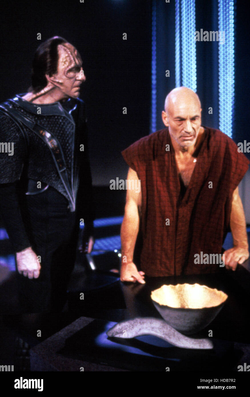 STAR TREK: THE NEXT GENERATION, David Warner, Patrick Stewart, 1987-94,  1992, Ep. 6.11 \, image size:875x1390