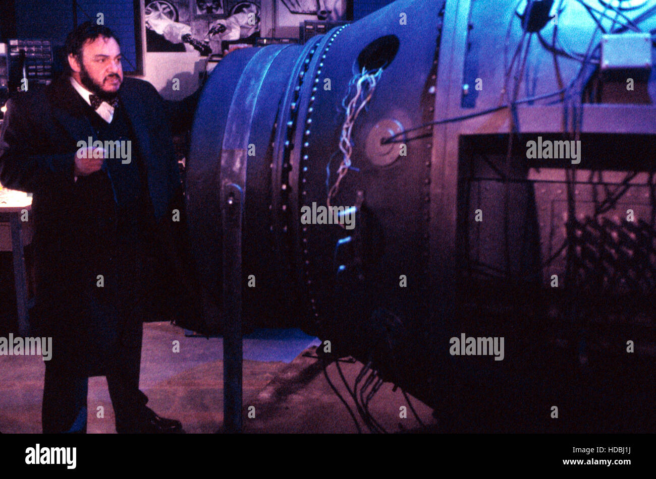SLIDERS John Rhys Davies Television Series 1995 2000 TM And sliders-john-rhys-davies-television-series-1995-2000-tm-and