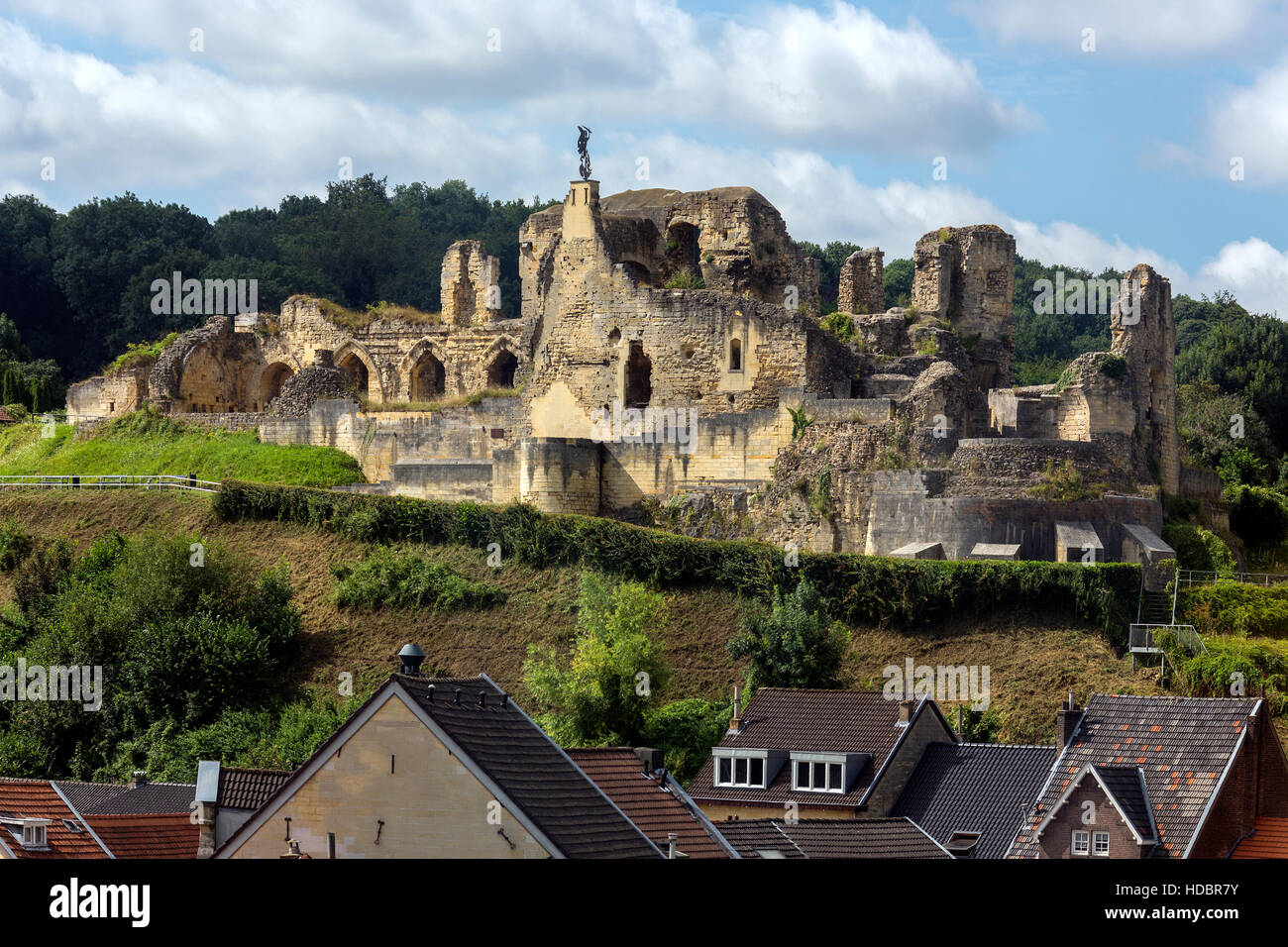 Valkenburg Castle - a ruined castle above the town of Valkenburg aan de Geul in the Netherlands. Stock Photo