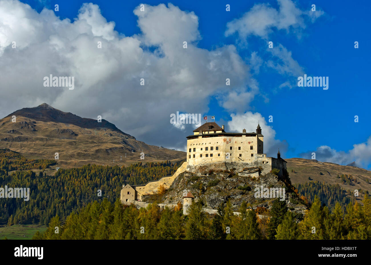 Tarasp Castle, Tarasp, Lower Engadin, Graubunden, Grisons, Switzerland Stock Photo