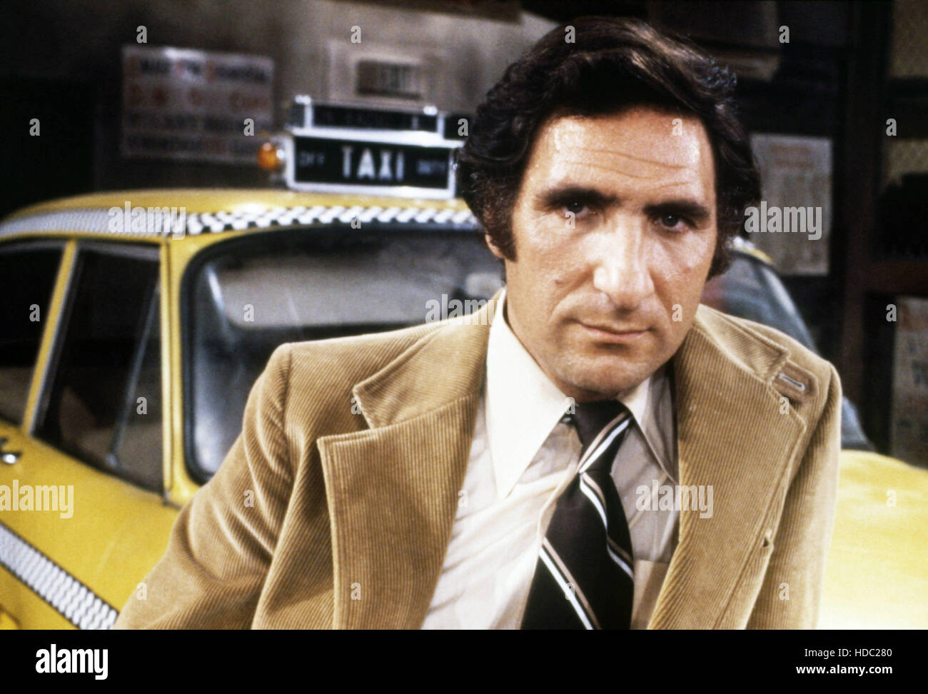 TAXI, Judd Hirsch, 1978-83 Stock Photo - Alamy