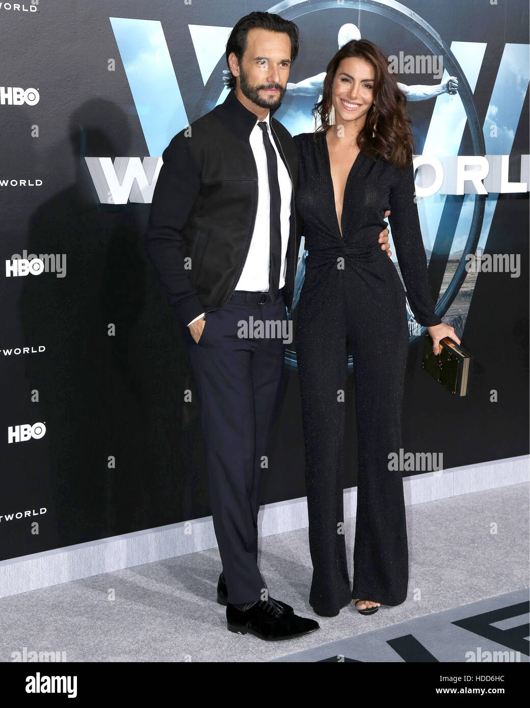 Дженнифер Энистон желідегі жалаңаш бейне