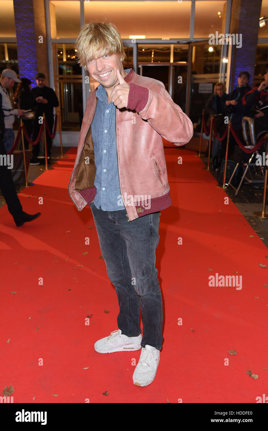 Philipp Poisel High Resolution Stock Photography And Images Alamy