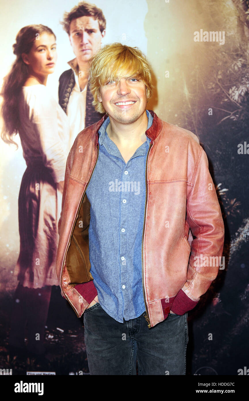 Philipp Poisel High Resolution Stock Photography And Images Alamy