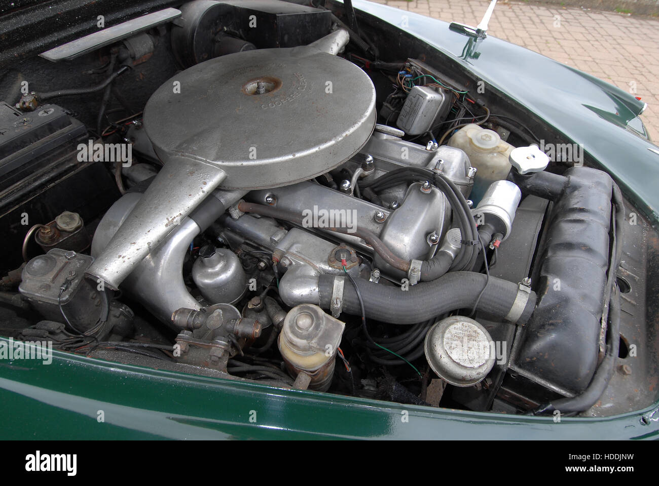 Mk2 Jaguar engine Stock Photo - Alamy