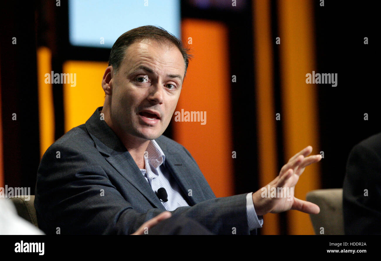 Charles Ruck Charles ruck partner latham watkins hi-res stock photography and images ...