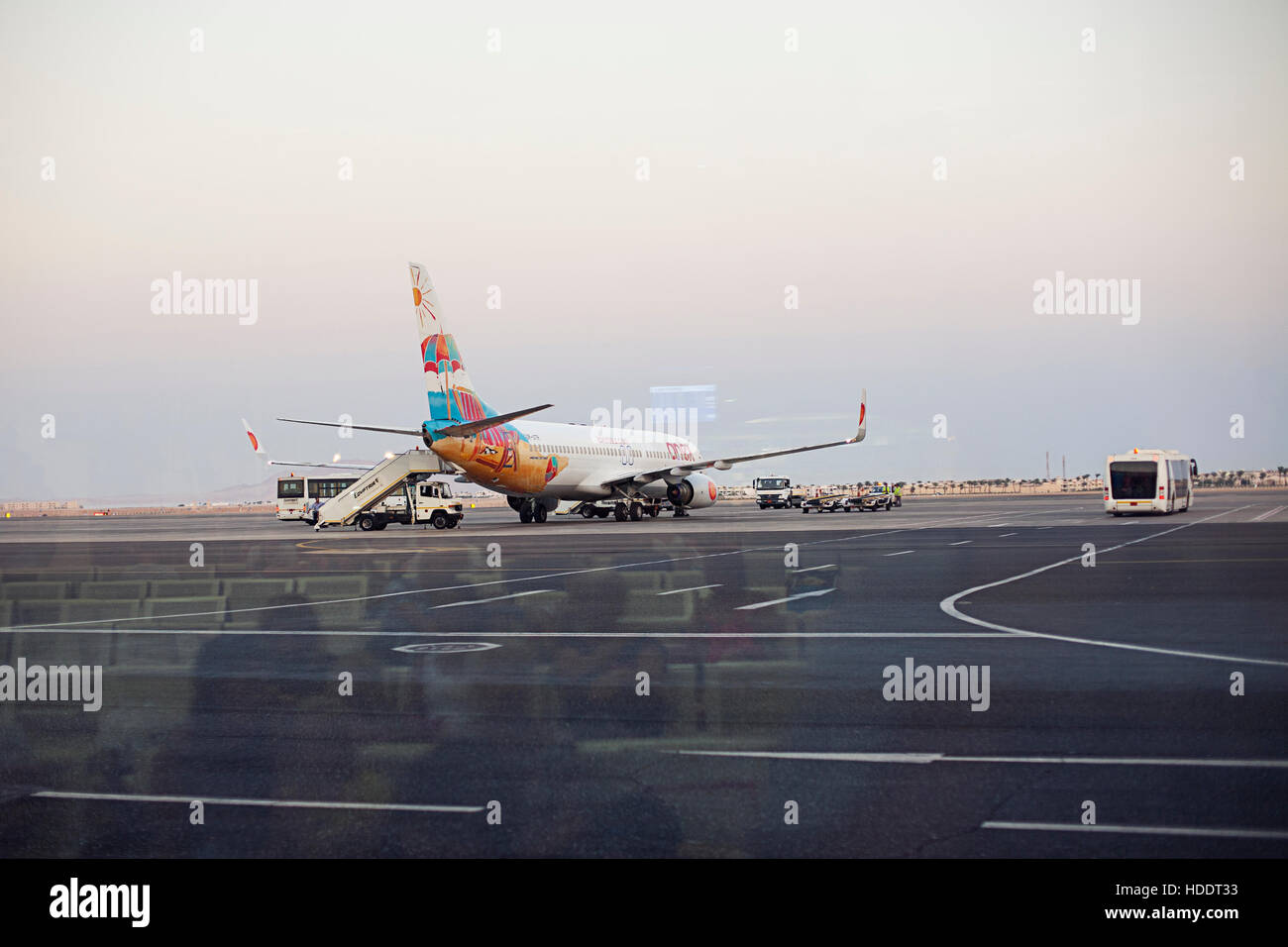 Egypt Sharm el sheikh august 2016 plane at the airport. View from the window Stock Photo Alamy
