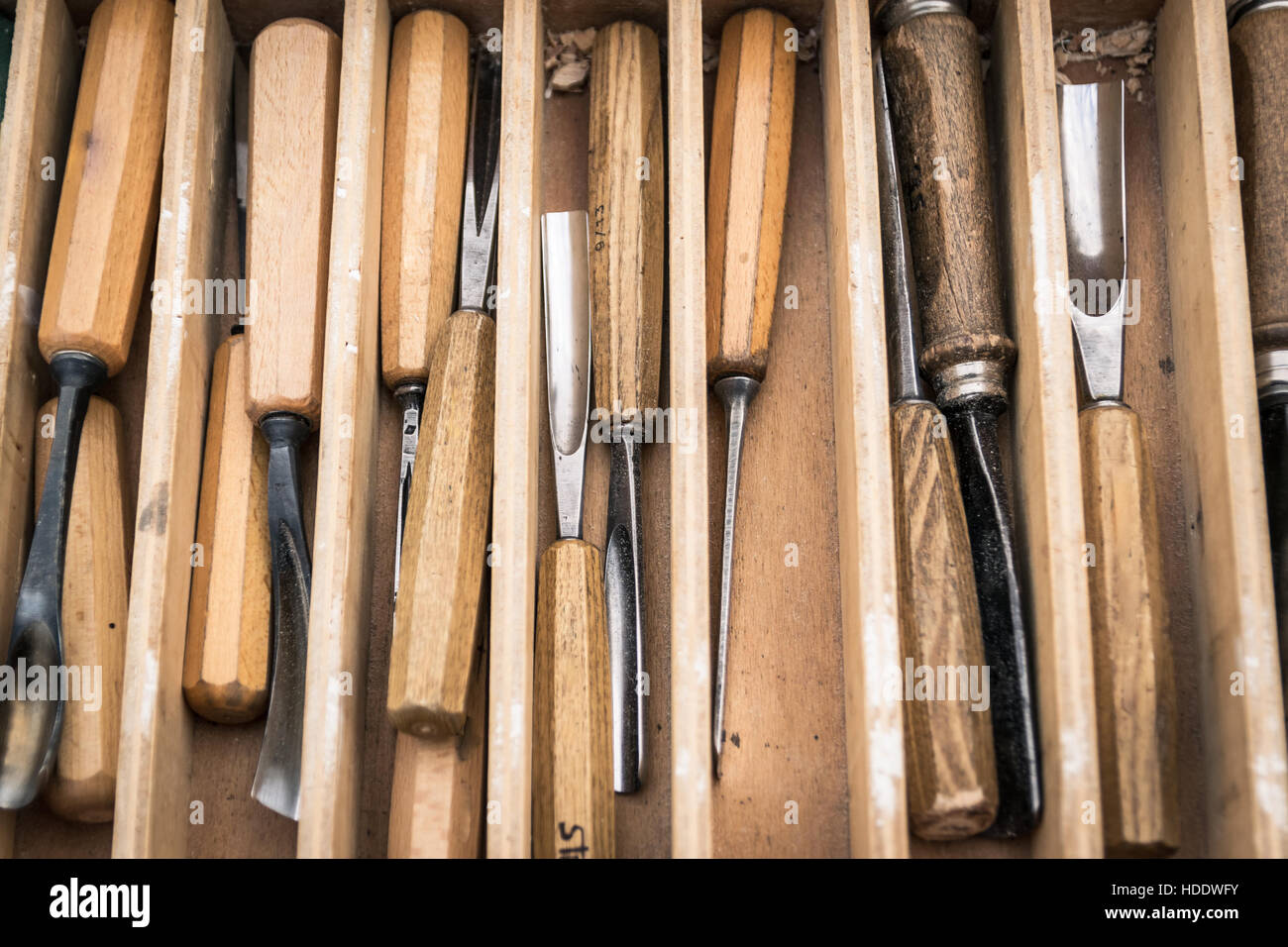 Chisels of various measures to carve wood Stock Photo Alamy