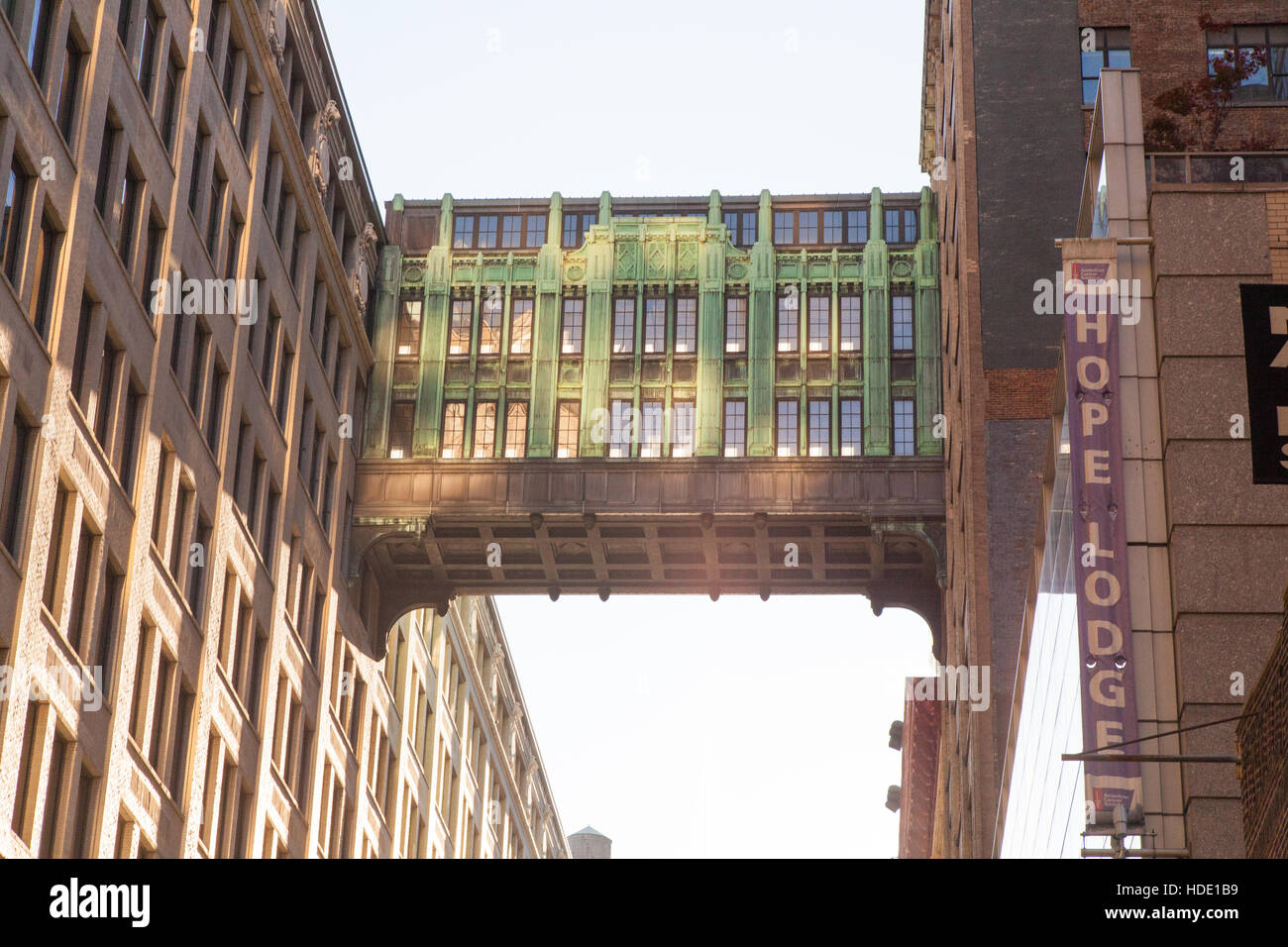 Gimbels traverse or sky bridge on W. 32nd Street, Manhattan, New York