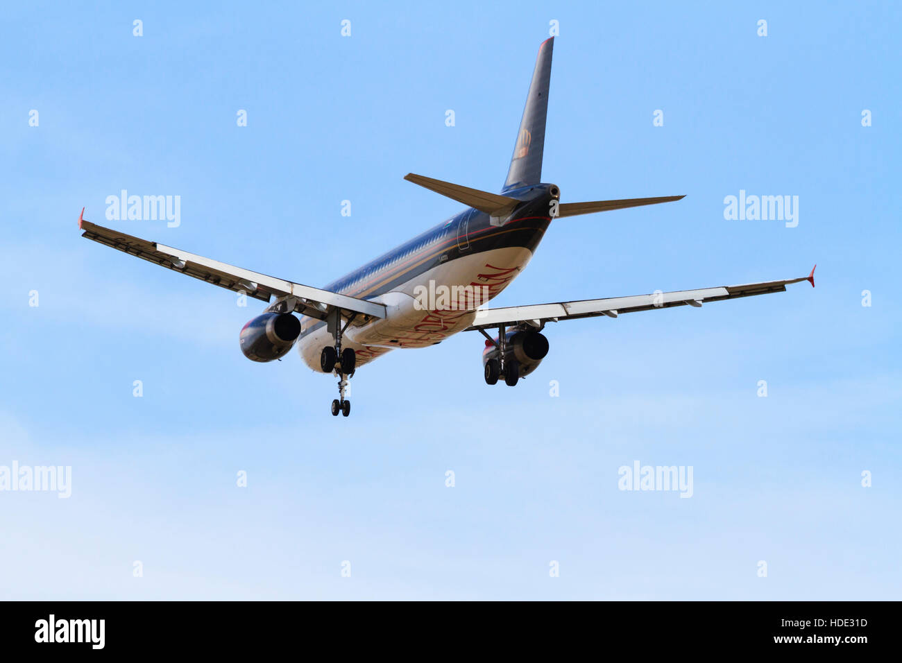 Airbus A320-232 , JY-AYQ, of Royal Jordanian airline on approach to Larnaca airport, Cyprus. Canon 7D, Canon 100-400f4 Stock Photo