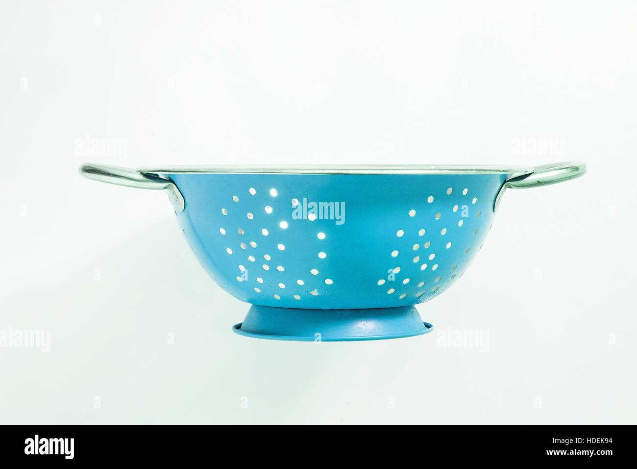 Colander isolated copper hi-res stock photography and images - Alamy