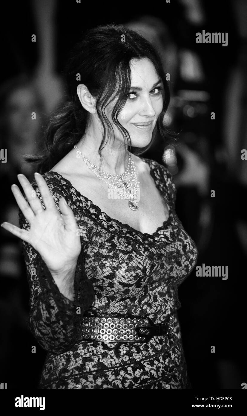 monica-bellucci-black-and-white-stock-photos-images-alamy