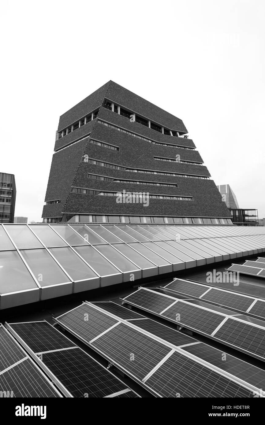 Tate Modern Art Gallery Building Extension roof top skylight and solar panels. Stock Photo