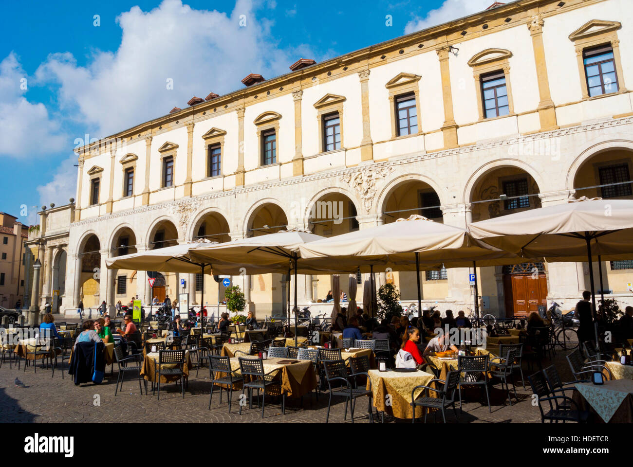 Cafe terraces, Piazza Duomo, Padua, Italy Stock Photo Alamy