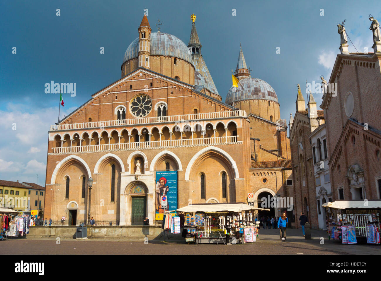 Immagini Di Sant Antonio Di Padova Basilica di Sant'Antonio di Padova, Basilica of St Anthony, Piazza del