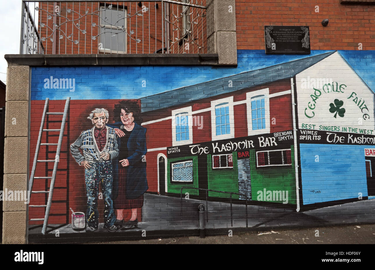 Belfast Falls Rd Republican Mural- The Kashmir Bar - Failte Stock Photo