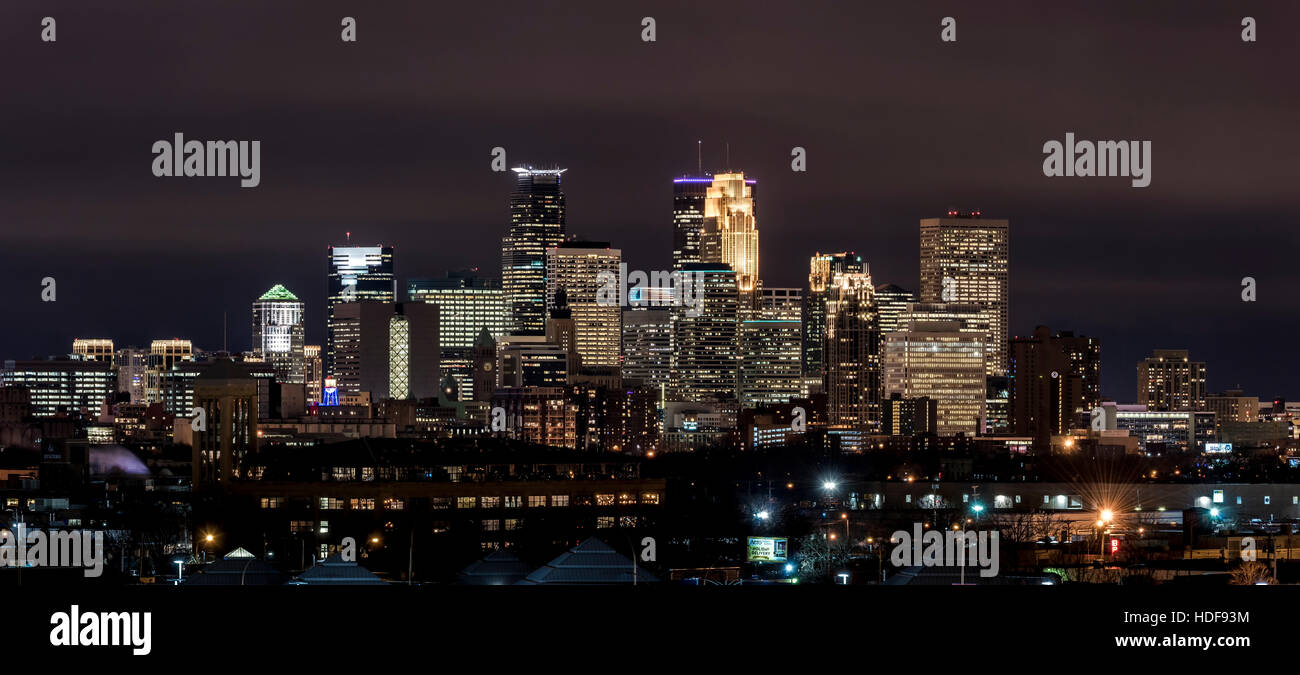 Downtown Minneapolis, Minnesota skyline at night Stock Photo Alamy