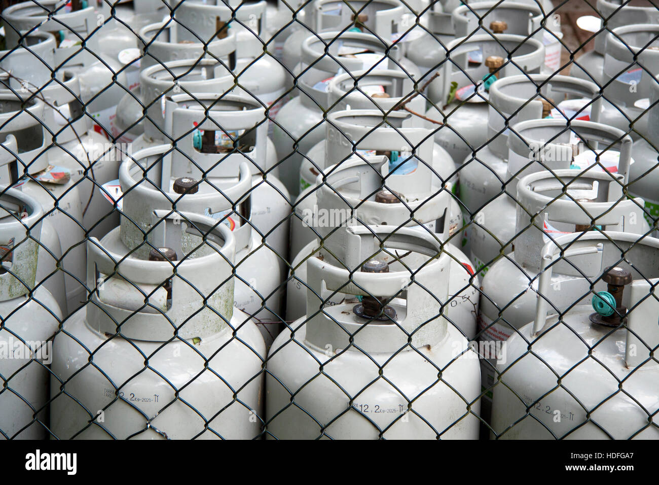Lpg gas bottles hi-res stock photography and images - Alamy