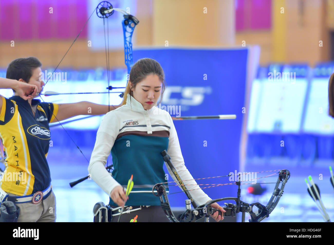 Bangkok, Thailand. 11th Dec, 2016.  Archers in a row and shoot in Indoor Archery World Cup at U-Tower Hall on December 11, 2016 in Bangkok, Thailand. Credit:  Chatchai Somwat/Alamy Live News Stock Photo