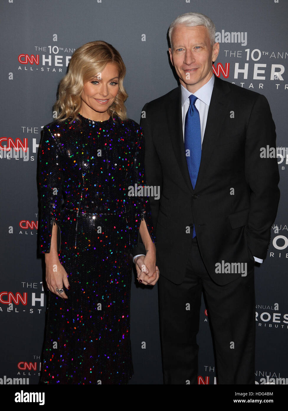 Kelly Ripa Cooper New York, USA. 11th Dec, 2016. KELLY RIPA and CNN news personality ...