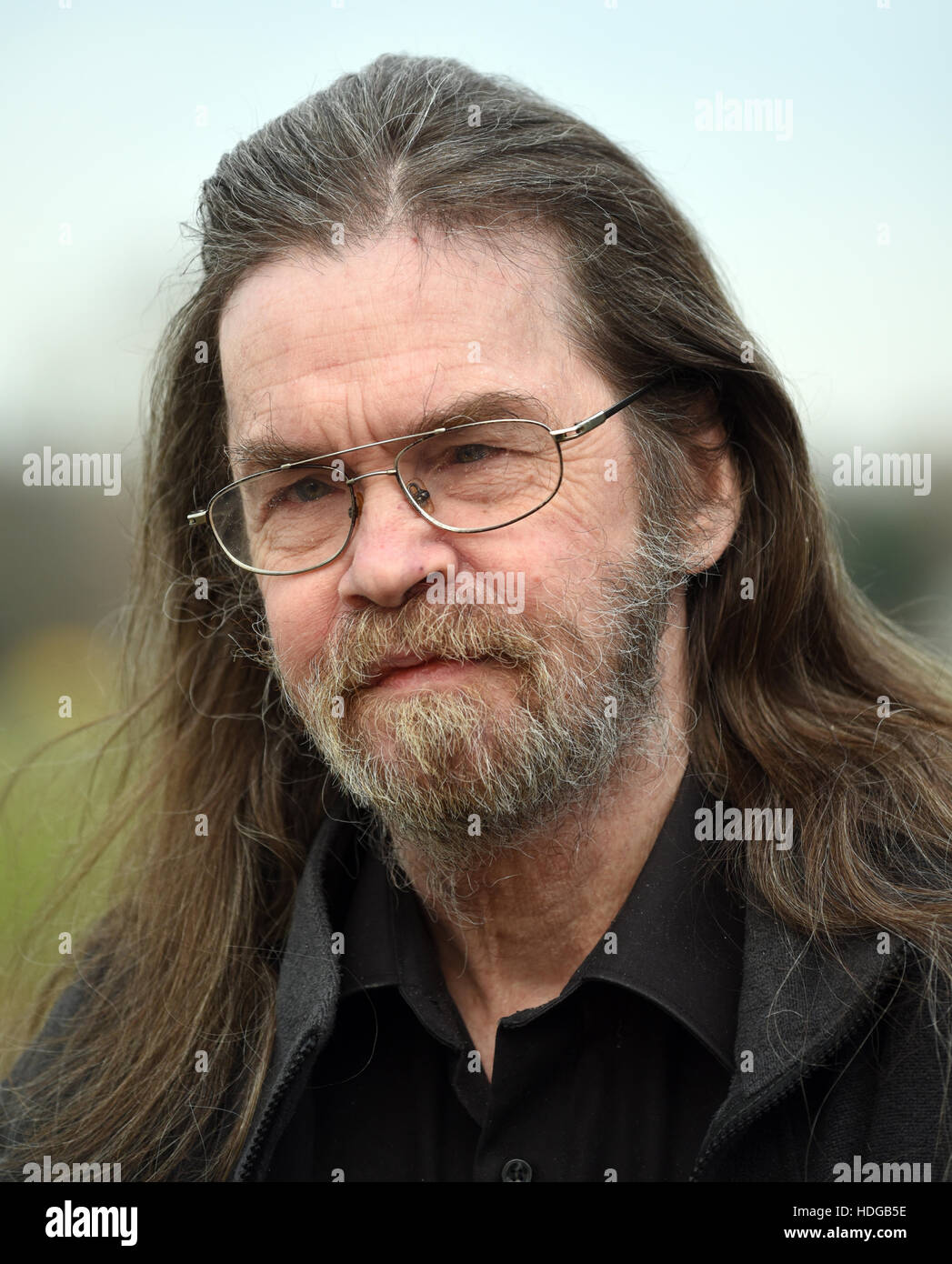 Neuss, Germany. 8th Dec, 2016. ECLUSIVE German author Wolfgang