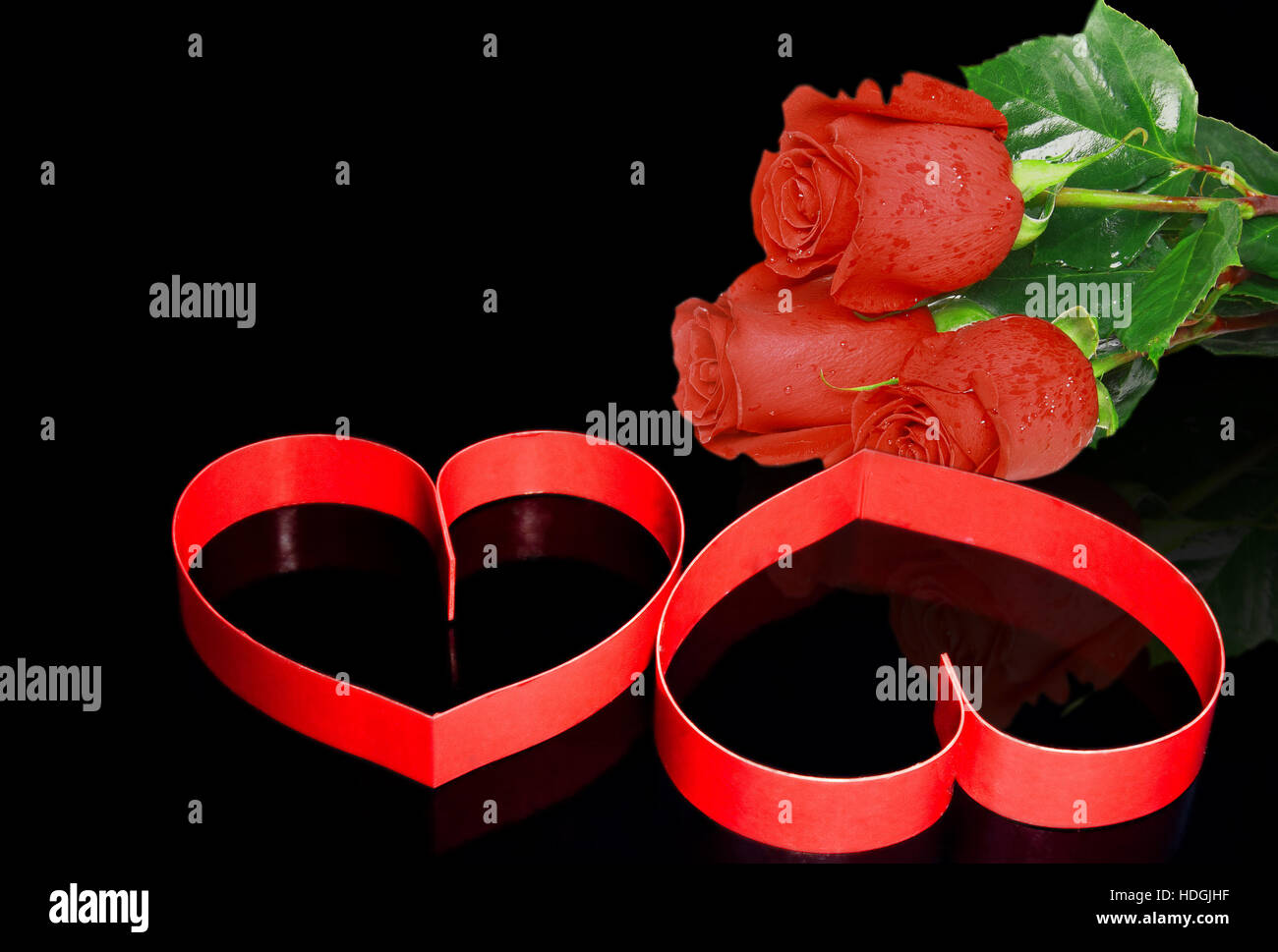 Intertwining roses hi-res stock photography and images - Alamy