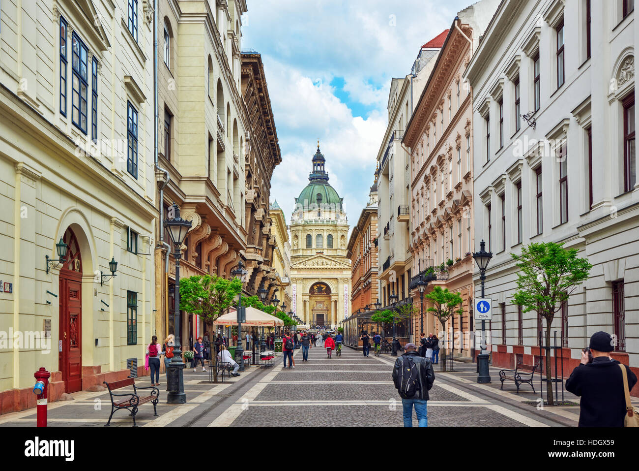 BUDAPEST,HUNGARY-MAY 02, 2016: St.Stephen Basilica in Budapest at daytime, people  near Basilica. Stock Photo