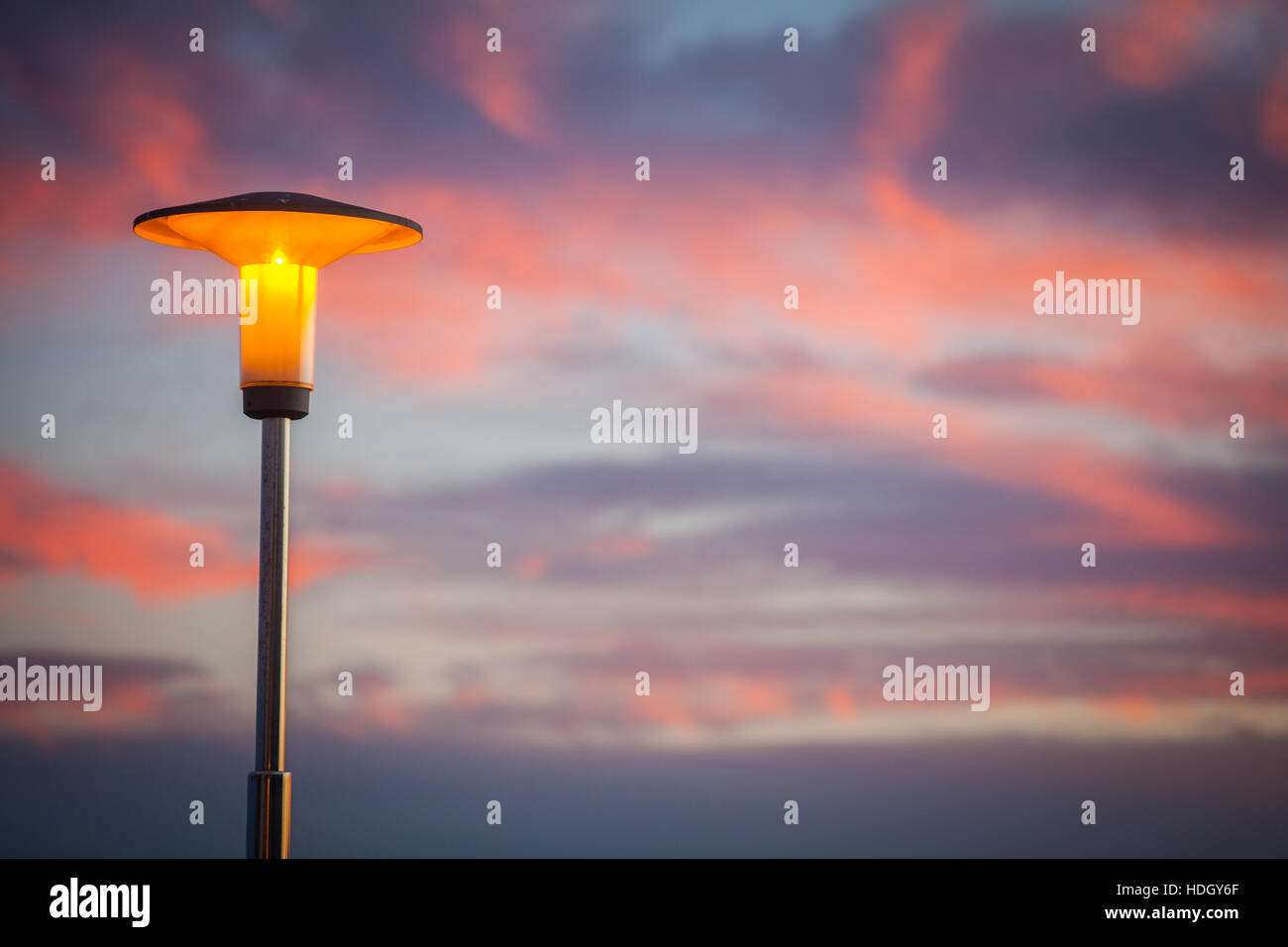 Pink street lamp hi-res stock photography and images - Alamy