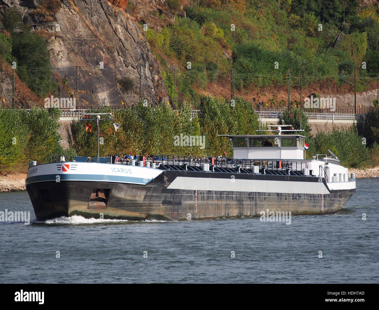 Icarus (ship, 2002) ENI 02325626 on the Rhine at Oberwesel pic1 Stock Photo