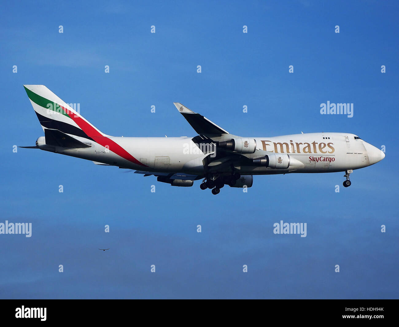 OO-THD (aircraft) on final at Schiphol runway 18R pic8 Stock Photo