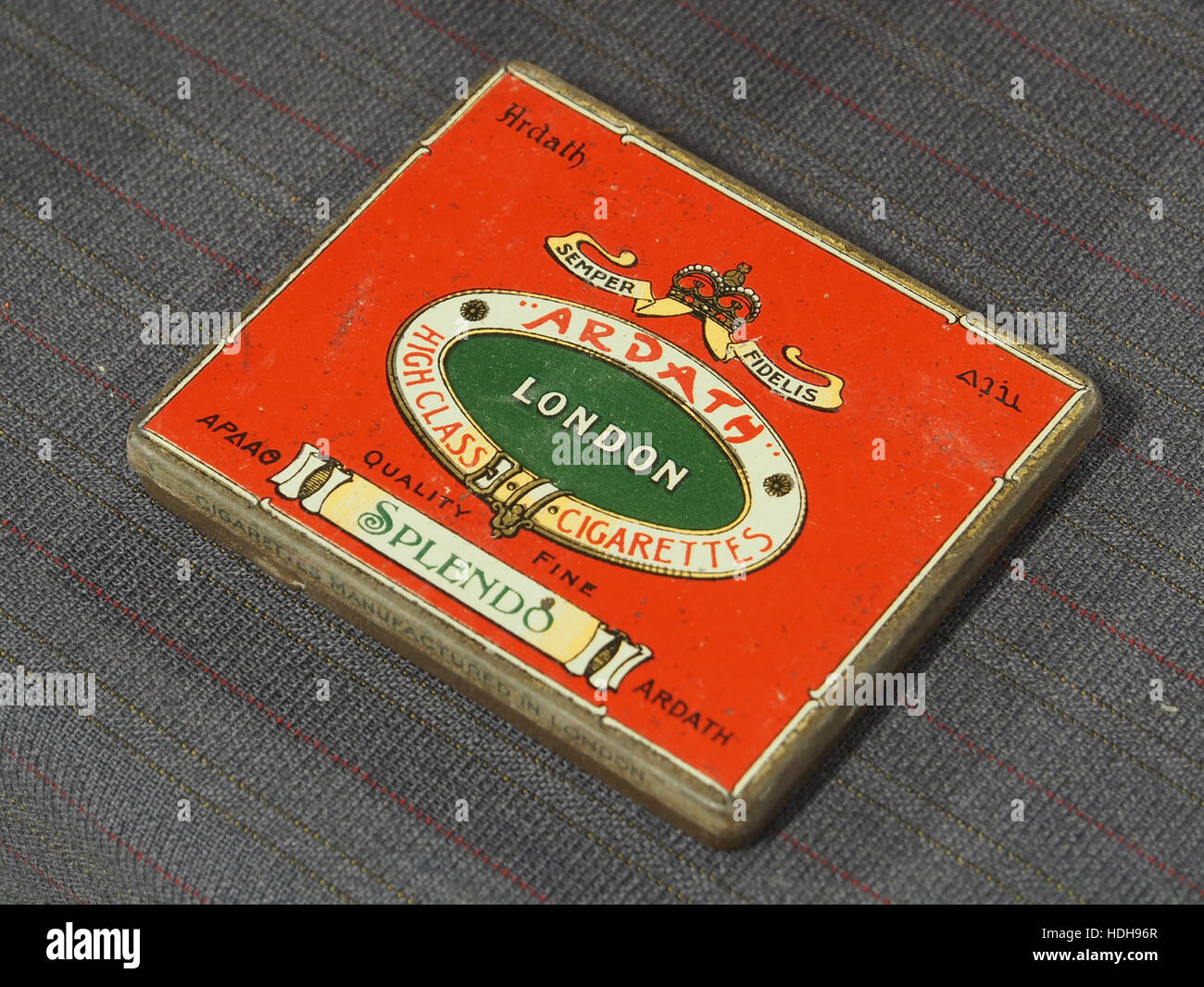 Ardath cigarettes tin hi-res stock photography and images