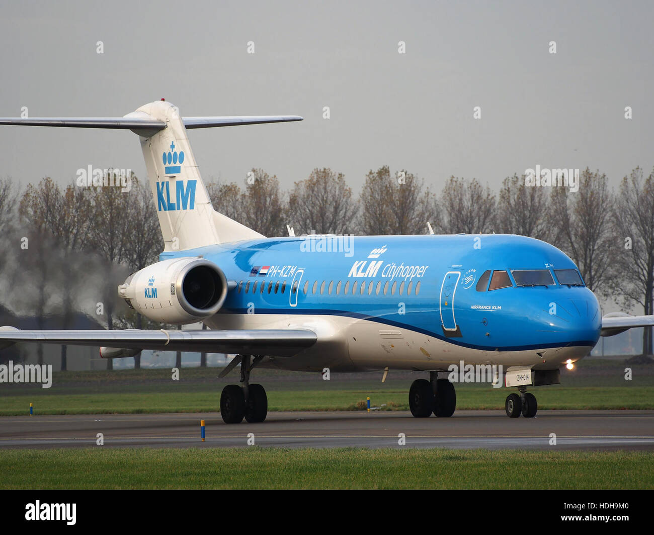 PH-KZM (aircraft) taxiing after landing on runway 18R pic1 Stock Photo