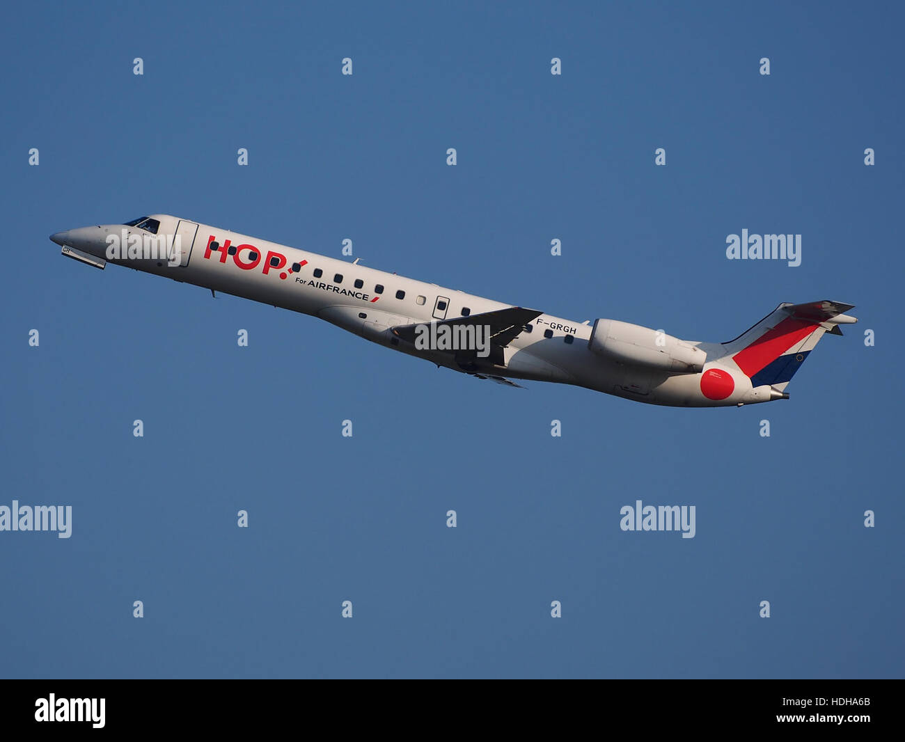 F-GRGH HOP! Embraer ERJ-145EP, cn 145120 takeoff from Schihol runway 36C Stock Photo