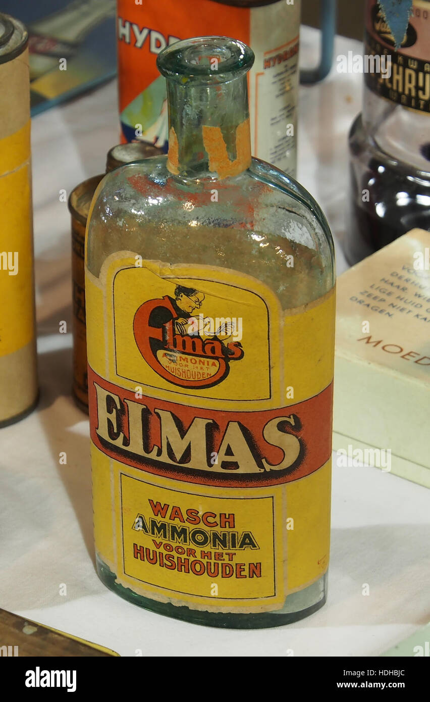 Elmas Wasch Ammonia voor het Huishouden pic2 Stock Photo