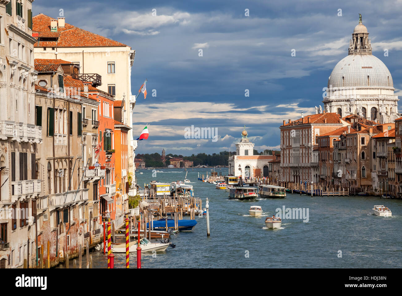 View grand canal hi-res stock photography and images - Alamy