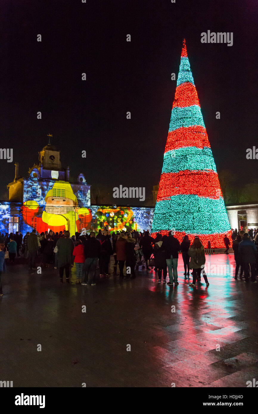 Longleat Festival of Light Singing Christmas tree light show Stock