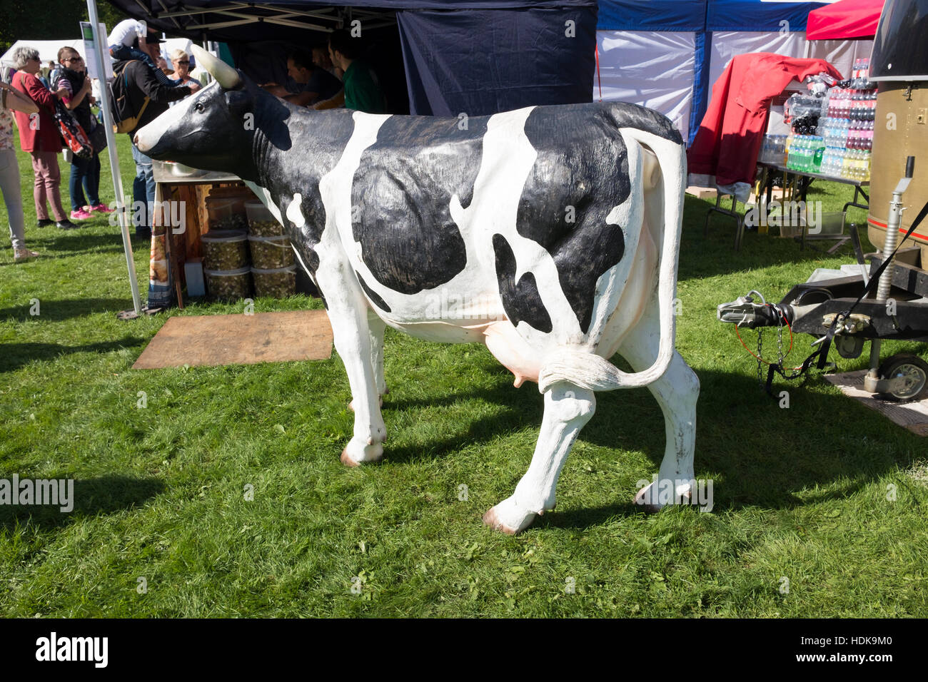 LifeSize Model Cow Stock Photo Alamy