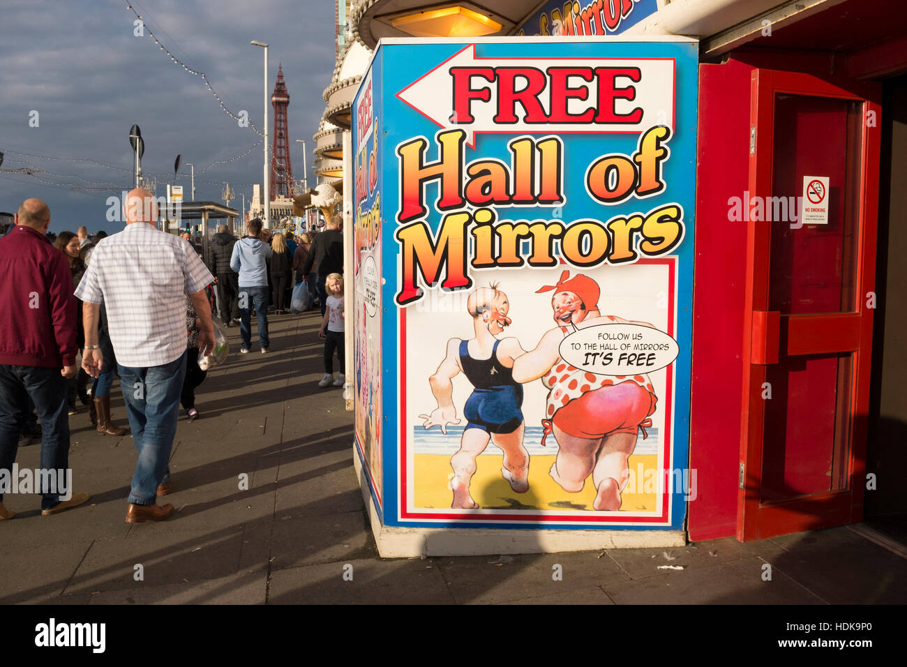 Blackpool Hall Of Mirrors Stock Photo Alamy