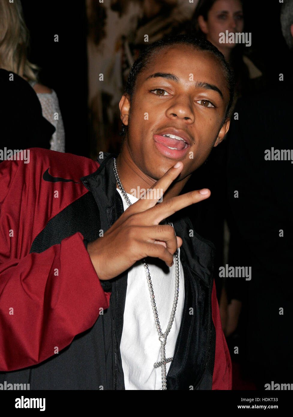 Lil' Bow Wow at the premiere of the film, 'Alexander'' at Grauman's