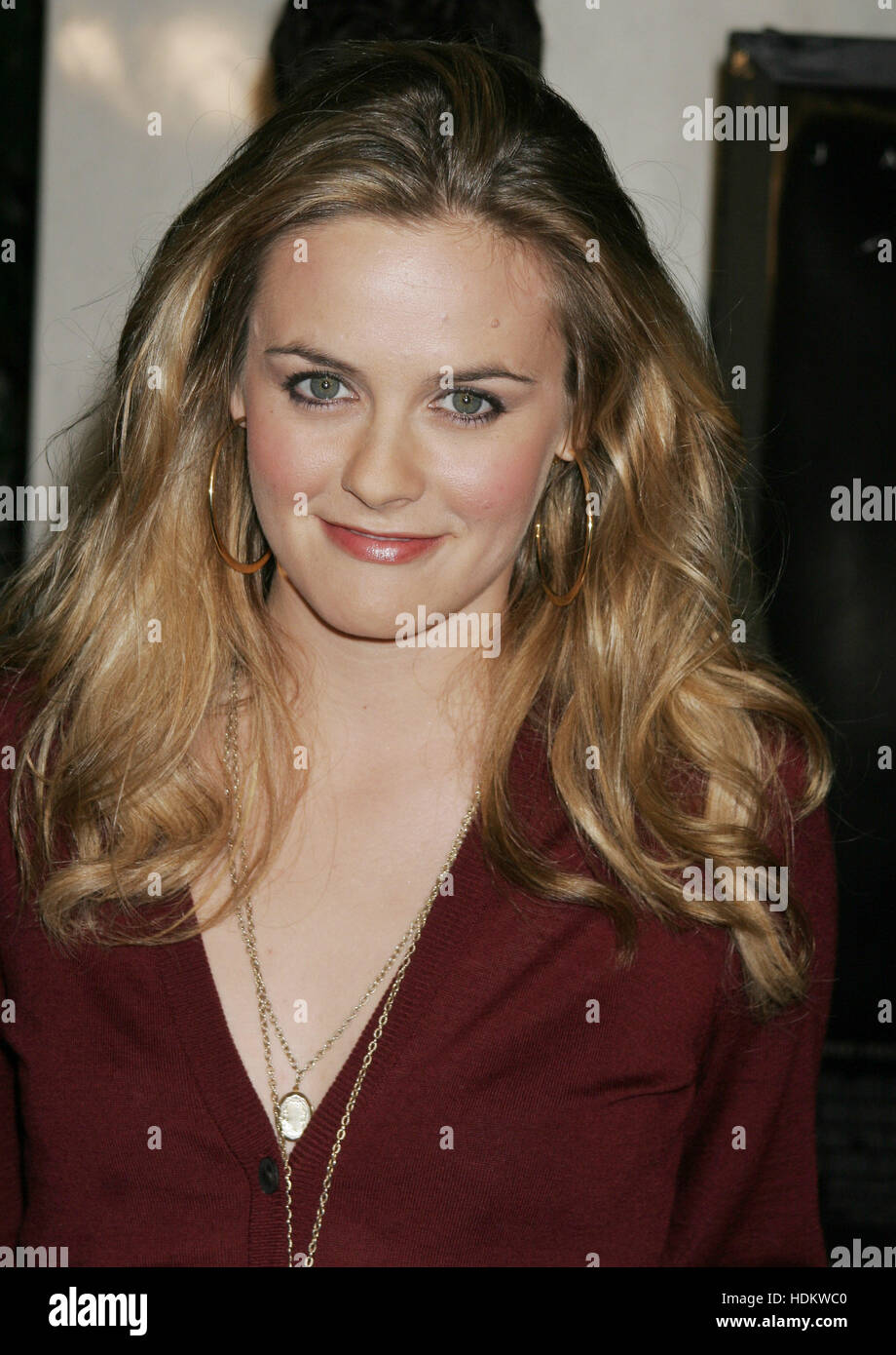 Alicia Silverstone at the premiere for 'Ray' on October 19, 2004 in Los Angeles, California. Photo credit: Francis Specker Stock Photo