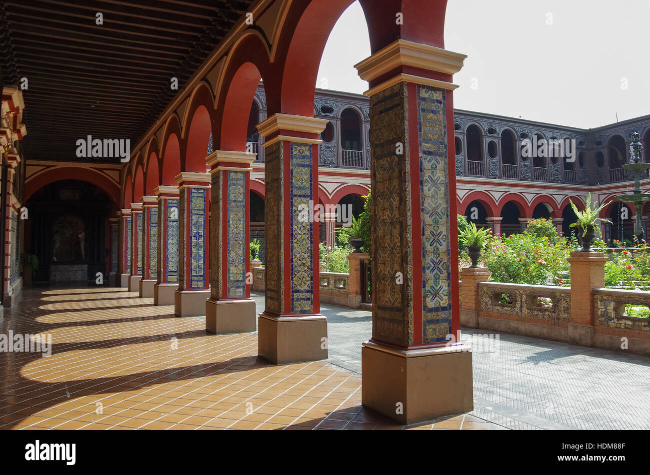 Convent Of Santo Domingo Lima Hi res Stock Photography And Images Alamy convent-of-santo-domingo-lima-hi-res-stock-photography-and-images-alamy