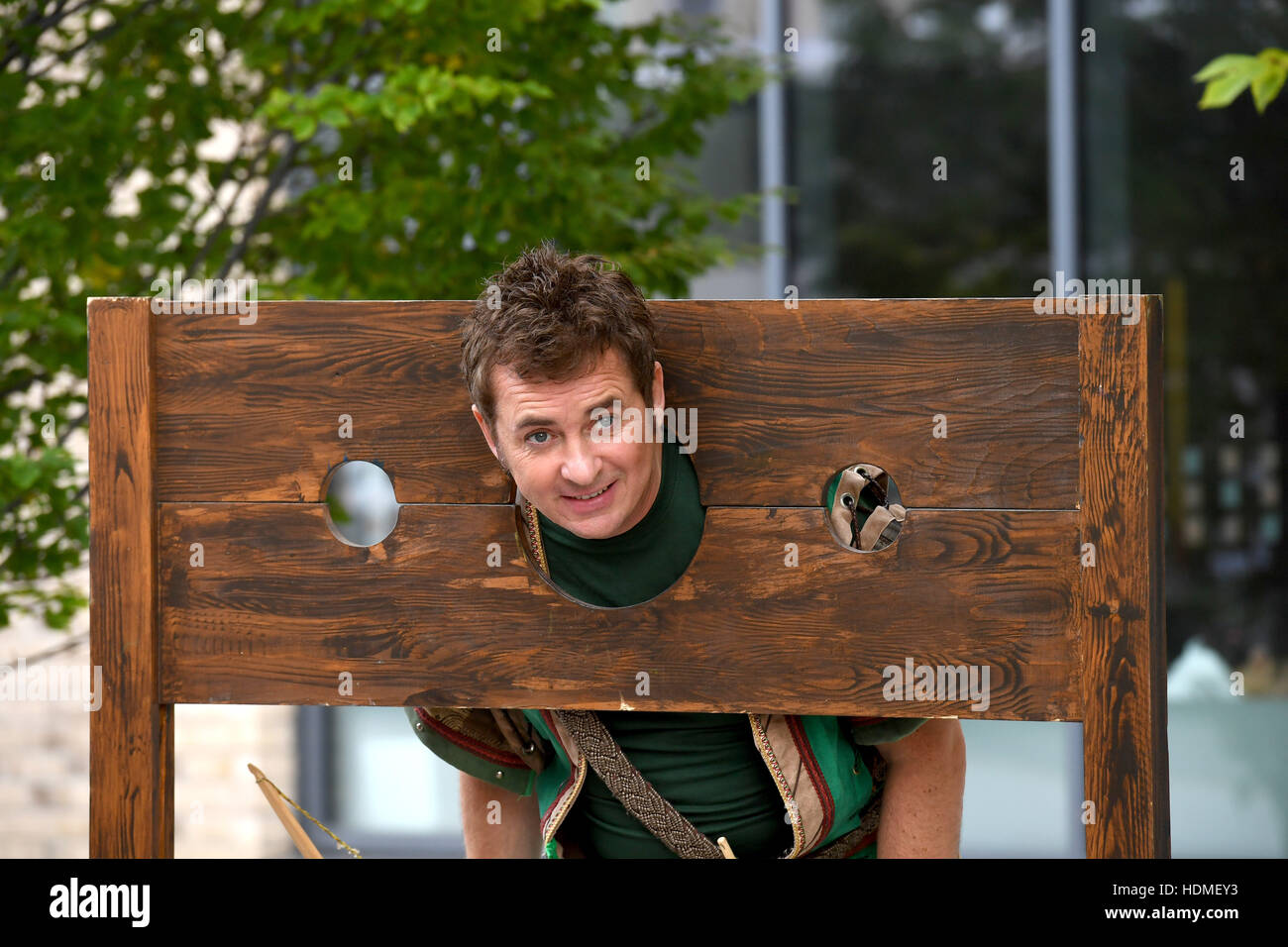 Robin Hood Panto starring Shane Richie and Jessie Wallace at the Mayflower Theatre in  Southampton, Hampshire this Christmas, in the South Coast’s biggest family pantomime between Saturday 17 December 2016 – Sunday 8 January 2017.   Having established the Stock Photo