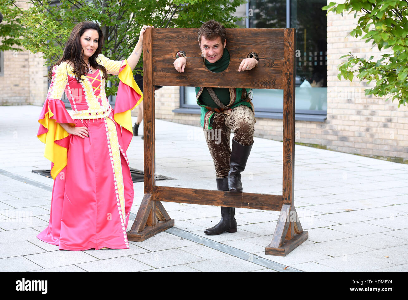 Robin Hood Panto starring Shane Richie and Jessie Wallace at the Mayflower Theatre in  Southampton, Hampshire this Christmas, in the South Coast’s biggest family pantomime between Saturday 17 December 2016 – Sunday 8 January 2017.   Having established the Stock Photo