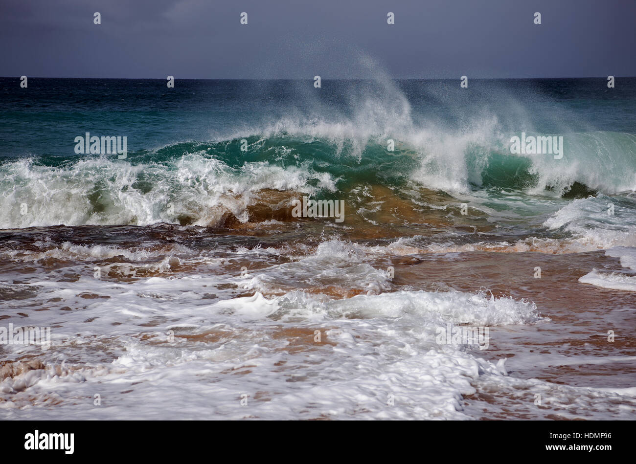Turbulent surf at Kepuhi Beach on Molokai Island, Hawaii Stock Photo