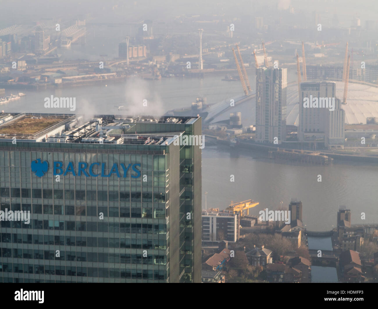 Barclays canary wharf bankers hi-res stock photography and images - Alamy