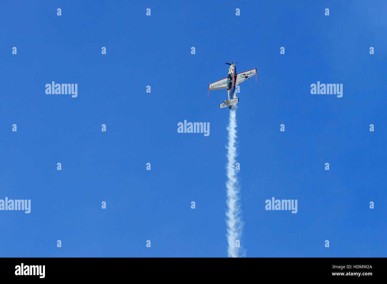 Vertical climb hi-res stock photography and images - Alamy